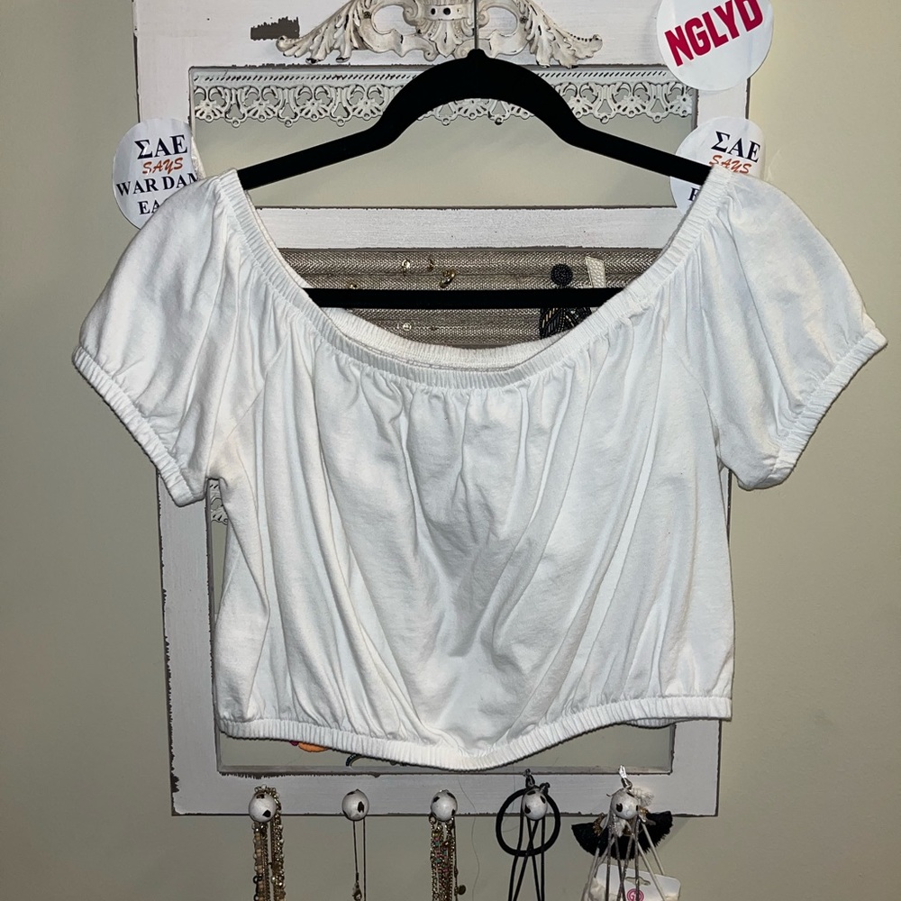 off the shoulder crop top